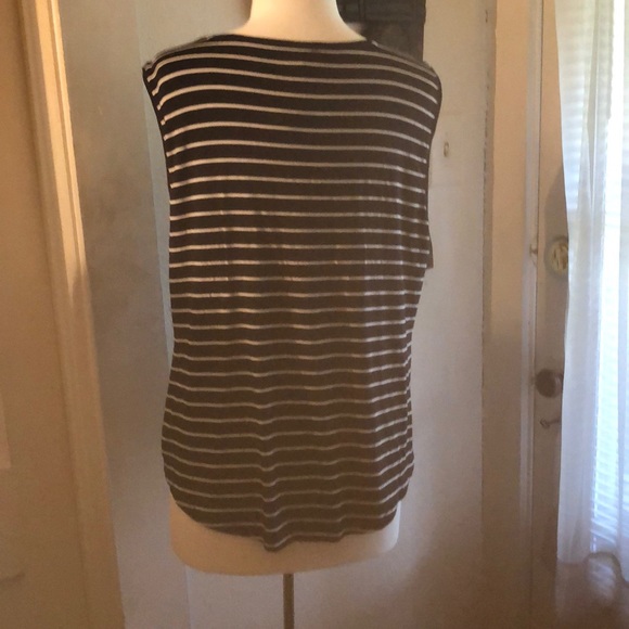 Layering essentials - Picture 2 of 2